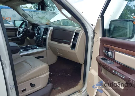 2017 Ram 1500 Laramie 4X4 5'7 Box из США, поврежденный, VIN 1C6RR7NM7HS874872